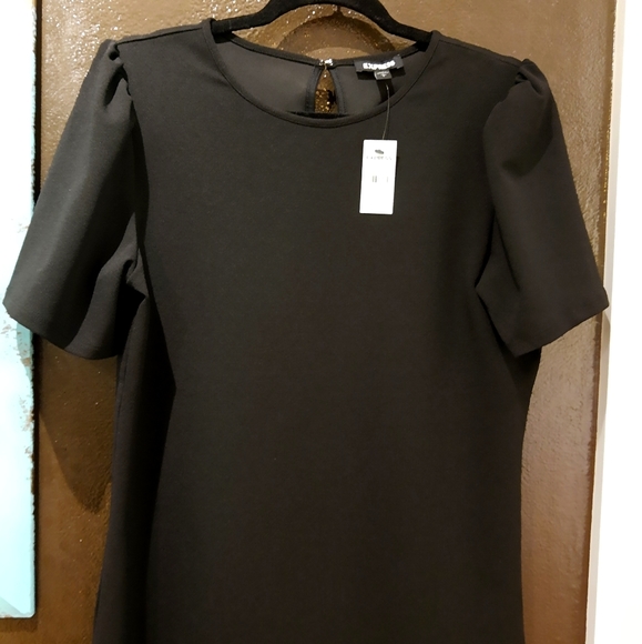 Express Tops - NWT! EXPRESS Keyhole Black Blouse